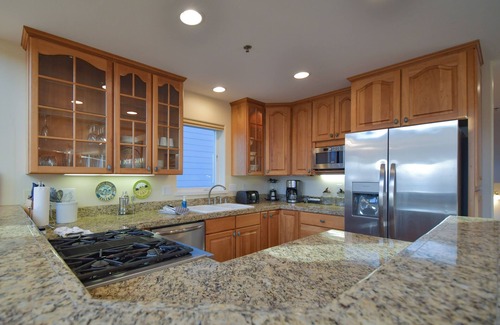 Homer Condo | Lakeshore Lodges