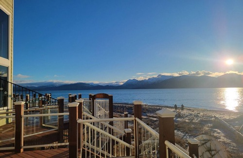 Homer Condo | Lakeshore Lodging Ocean Front Lodges