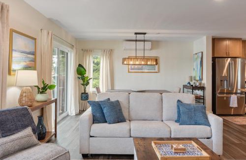 Malletts Bay Hotel | Lakeshore Vermont