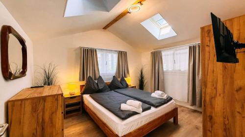 Boenigen Apartment | Lakeside Barn Apartment near Interlaken