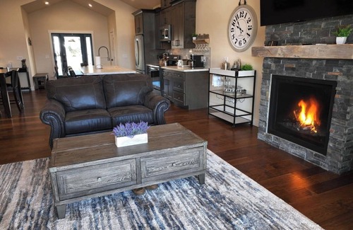 Lakeside House | Lakeside Breeze, with hot tub!