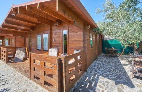 Montargil Ski Chalet | Lakeside Cabin Oasis w/AC, By TimeCooler