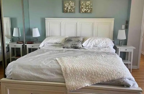 Lincoln Cottage | Lakeside Cottage