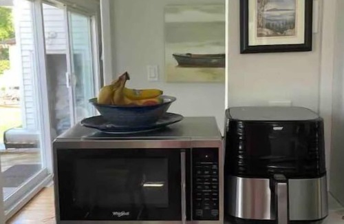 Lincoln Cottage | Lakeside Cottage