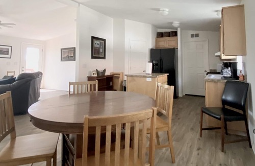 Prescott House | Lakeside, Dog friendly, Spectacular views, RV/Trailer parking