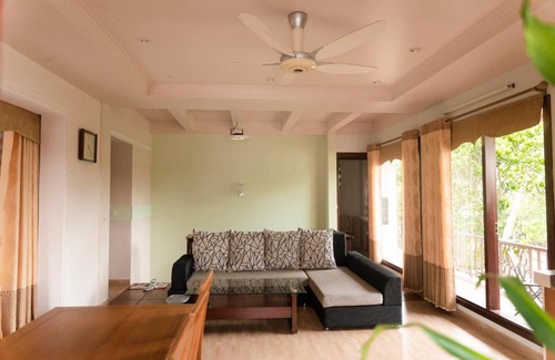 Soc Son Apartment | Lakeside Garden