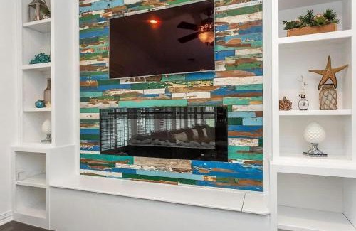 Little Elm House | Lakeside Grand Villa - Lone Star State Little Elm