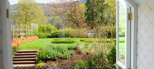 Lakeside Hotel | Lakeside Hotel and Spa