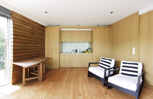 Baiao House | Lakeside house -