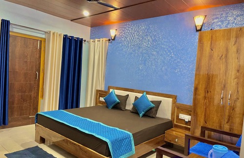 Nainital Resort | Lakeside Hut & Cottage by EYD, Khurpatal - Mall Road Nainital (20min)