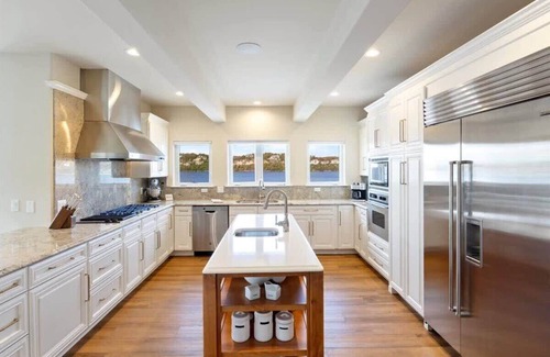 Osage Beach House | Lakeside Lux - Where EVERY Luxury Awaits