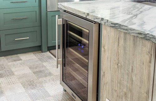 Trent Lakes House | Lakeside Summer Sanctuary on Little Bald Lake