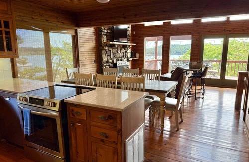 Beaver Shores House | Lakeside Villa (Unfinished)