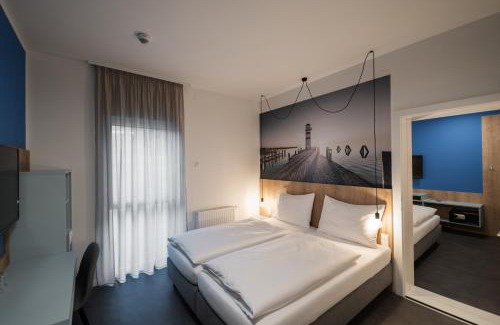 Podersdorf am See Hotel | Lakeside77