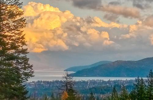 Sandpoint House | Lakeview Chalet
