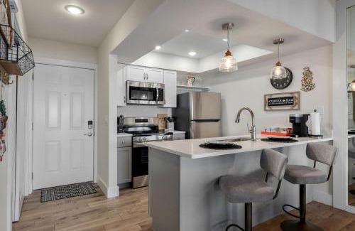Kimberling City Apartment | Lakeview Getaway