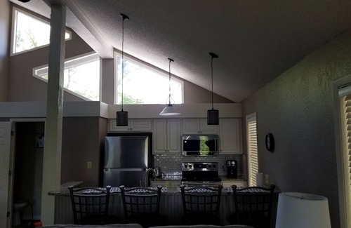 Osage Beach House | "Lakeview Lodge" at Tan Tar A with Hot Tub!
