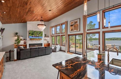 Oneida County House | Lakeview Paradise