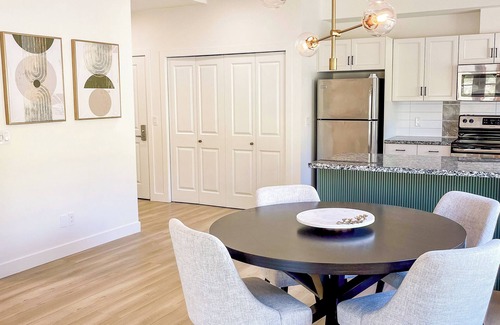 Shannon Lake Apartment | Lakeview Retreat in West Kelowna