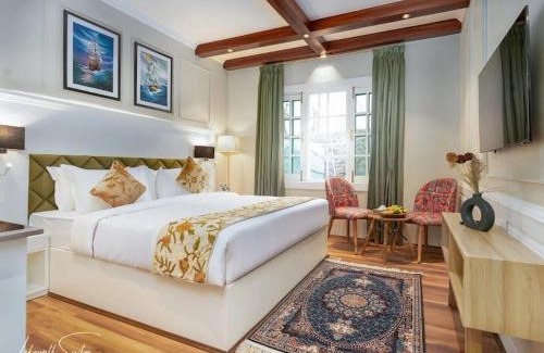 Brein Hotel | Lakewalk Suites