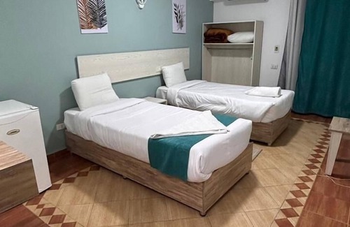 Sheraton Road -Sakkala Hotel | Lamera Hotel.