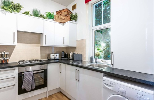 Inverness City Centre House | Lamont Cottage, Inverness