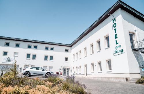Meuspath Hotel | Land-gut-Hotel am Ring