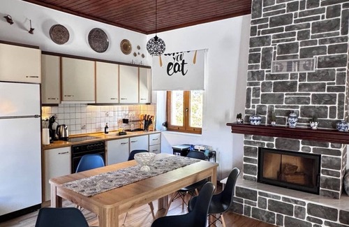 Nea Styra Villa | Land Of Olive A traditional stone housewith pool in Ano Styra