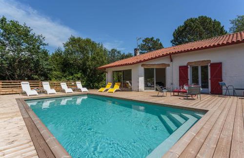 Guethary House | LANDAGAINA Villa with heated pool and garden Guethary close to Biarritz