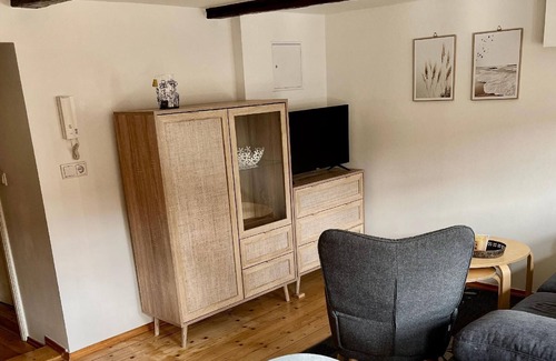 Altstadt Apartment | Landeskrone holiday apartment in the old town house