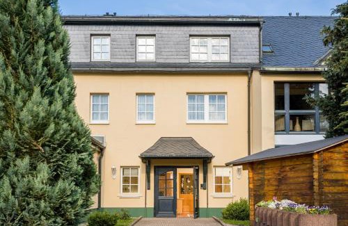 Neuhausen Hotel | Landhaus Purschenstein