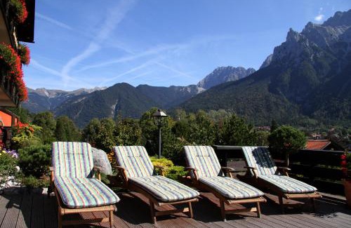Mittenwald Hotel | Landhaus Sonnenbichl Mittenwald