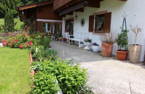 Garmisch-Partenkirchen Apartment | Landhaus Wiesenhof