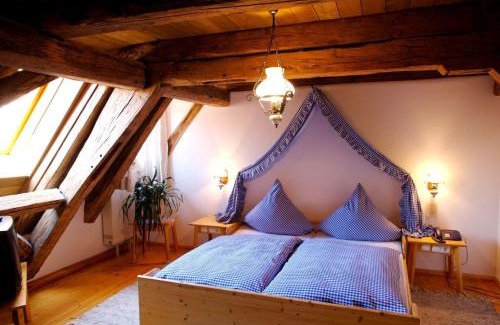 Tauberzell Hotel | Landhaus Zum Falken