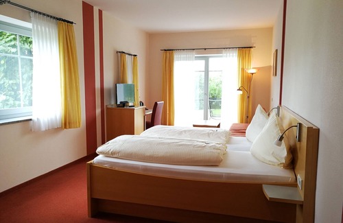 Kirchham Hotel | Landhotel Larenzen