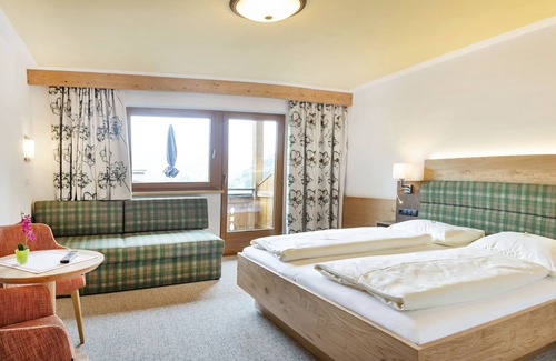Oberau Hotel | Landhotel Tirolerhof - Wildschönau - PREMIUM Card im Sommer