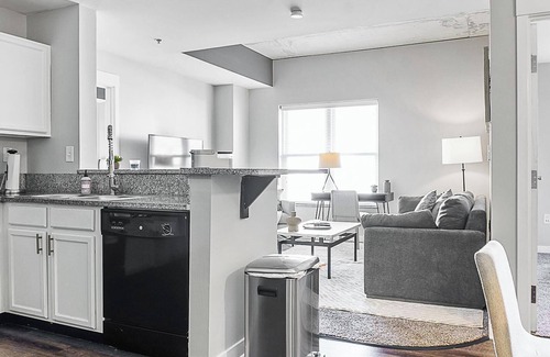 Downtown Indianapolis Apartment | Landing | Amazing 2BD, Gym, Pool