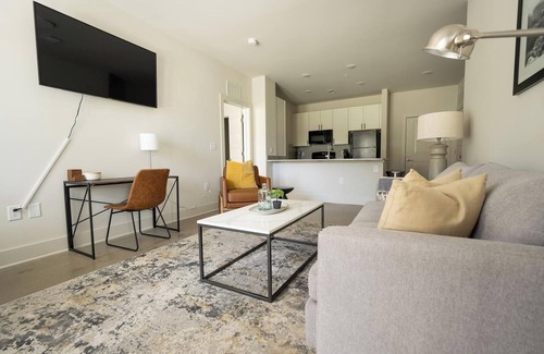 Charlotte Apartment | Landing | Amazing 2BD, Clubhouse, Pool
