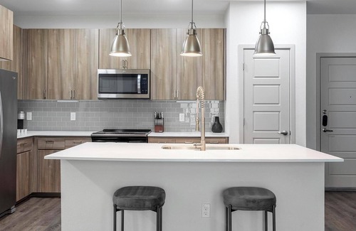 Camelback East Apartment | Landing | Amazing 2BD, Clubhouse, Gym