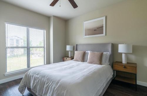 Katy Apartment | Landing Apartments - Grand Harbor