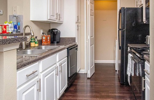 Greenville - Spartanburg Apartment | Landing at Braxton at Woods Lake - 2 Bedrooms in Downtown Greenville