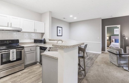 Lithia Springs Apartment | Landing at Brodick Hill - 2 Bedrooms in Downtown Douglasville