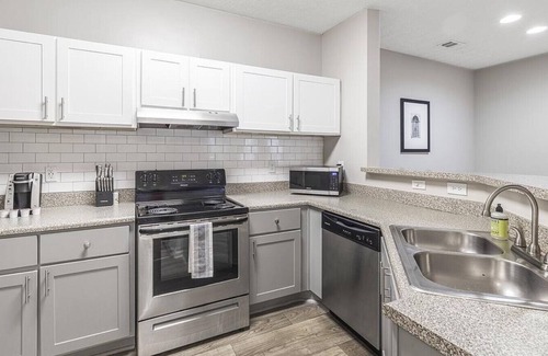 Lithia Springs Apartment | Landing at Brodick Hill - 2 Bedrooms in Downtown Douglasville