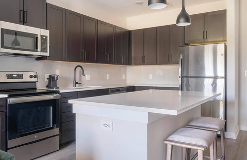 Sugar Hill Apartment | Landing at Cadence Sugar Hill - 1 Bedroom in Su.