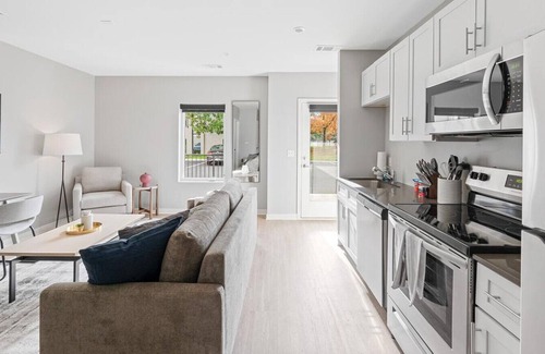 Nashville Apartment | Landing at Fifty Forty Flats - 1 Bedroom in Downtown Nashville