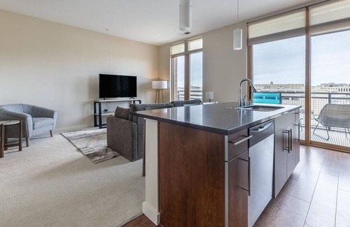 Lower East Side Apartment | Landing at North End - 1 Bedroom in Lower East Side