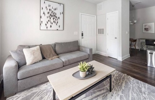 Johns Island Apartment | Landing at The Apartments at Shade Tree - 1 Bedroom in Downtown Charleston