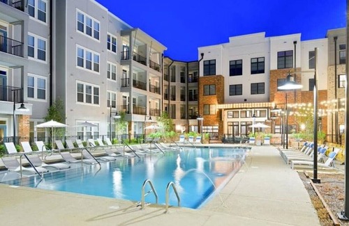 Woodland Heights Apartment | Landing at The Jamestown Apartment Flats - Studio in Manchester