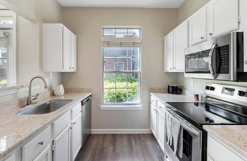 Newberry Apartment | Landing at Vanguard - 1 Bedroom in Newberry