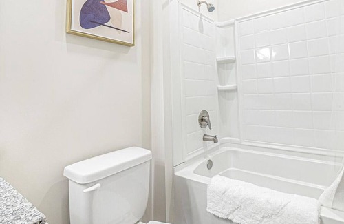 Antioch Apartment | Landing at Waterleaf at Old Franklin - 2 Bedrooms in Downtown Antioch